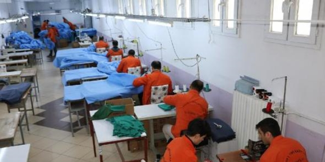 Mahkumlar hem üretiyor, hem de kazanıyor
