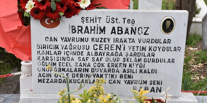 Şehit komutanlarının mezarında buluştular
