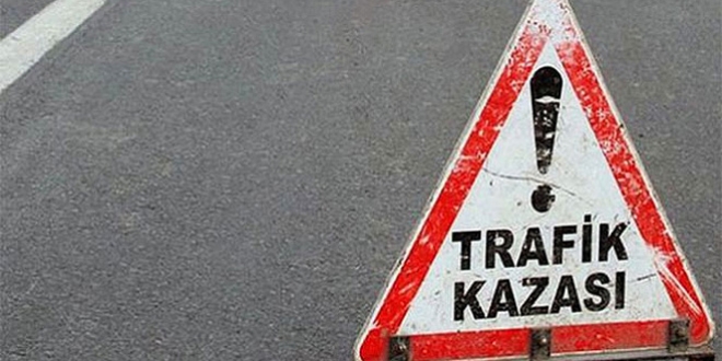 Manisa'da otomobil sulama kanalına düştü: 3 ölü