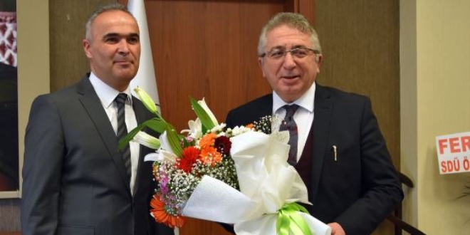 Isparta İl Milli Eğitim Müdürlüğü'nde devir teslim