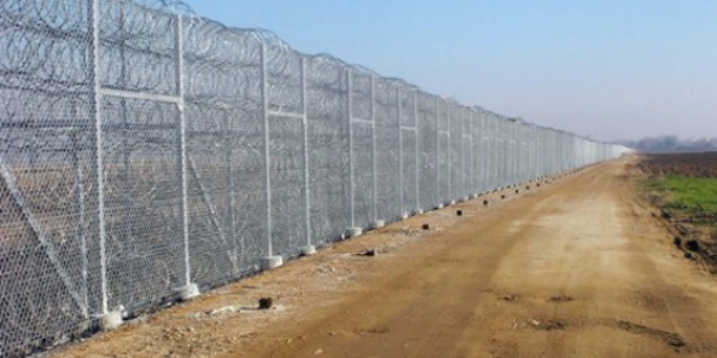 Taciz ateşi açan 17 terörist etkisiz hale getirildi