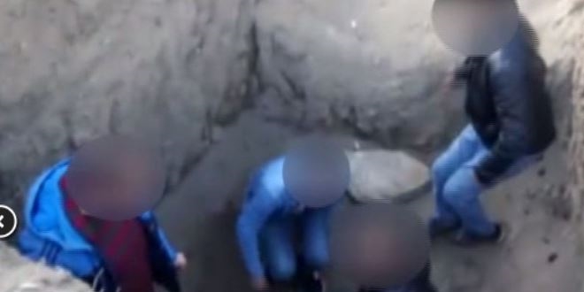 Öğretmen uyuşturucu kullanırken yakalandı