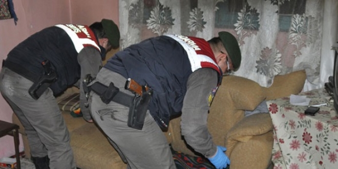 Seyyar oyuncakçı, uyuşturucu satmaktan tutuklandı