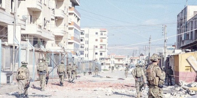 TSK ve ÖSO birlikleri Afrin'in güneyine ilerliyor