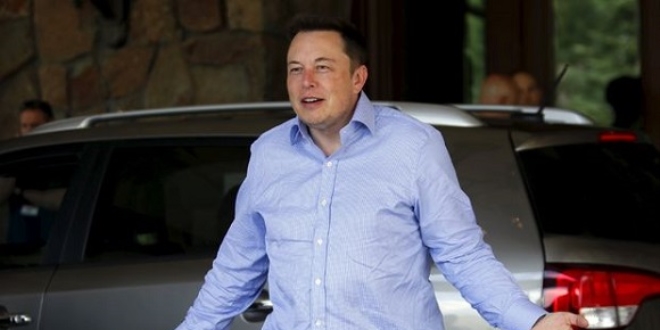 Elon Musk'a Facebook'u sildiren Türk