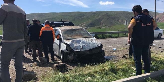 Otomobilin çarptığı 13 yaşındaki çocuk ağır yaralandı