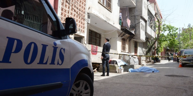 5 bin lira ev kirasını ödeyemeyince intihar etti