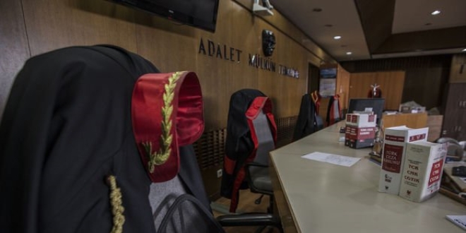 FETÖ'den milyon liralık şantaj