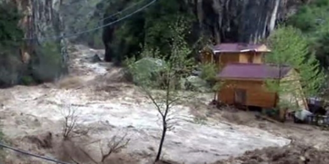 Kayseri'de yağış sele neden oldu