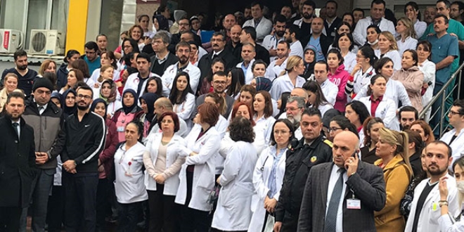 Kadın doktorun darp edilmesine protesto