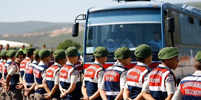 MAK timinde görevli eski askerler hakim karşısına çıktı