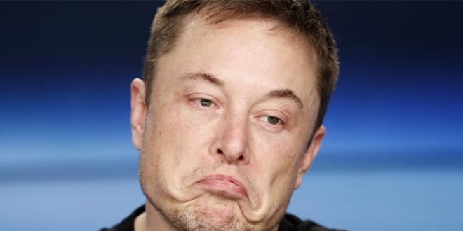 Tesla 123 bin aracını geri çağırıyor