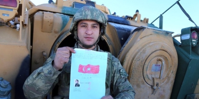 Yazdığı mektupla Mehmetçik'i ağlattı