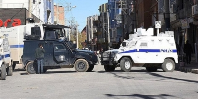 Van'da gösteri ve yürüyüşler izne bağlandı