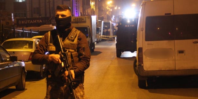 İstanbul'da şüpheli paket alarmı: Olay yeri kapatıldı