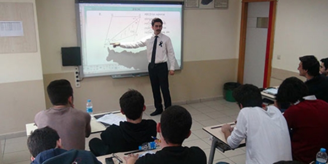 Dershanelere giden öğrenci sayısı düştü