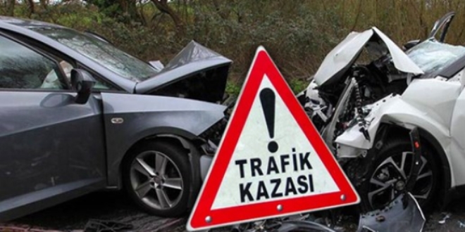 Kaza yapan avukat hayatını kaybetti