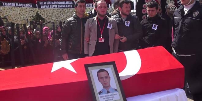 Şehit polis Mehmet Ayan son yolculuğuna uğurlandı