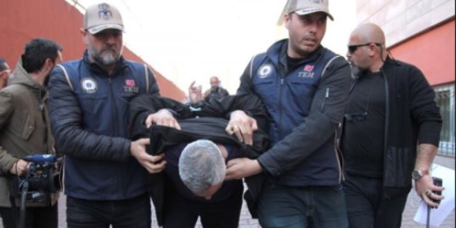 Polise çarpıp kaçan FETÖ şüphelisi tutuklandı