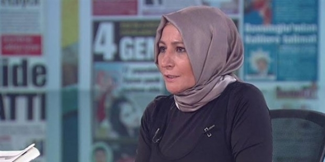 İmam hatiplere rağmen, gençler neden deizme kayıyor?