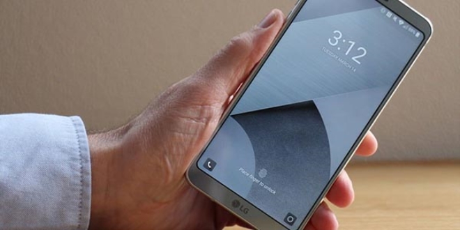 Piyasadaki en iyi akıllı telefonlar ve özellikleri