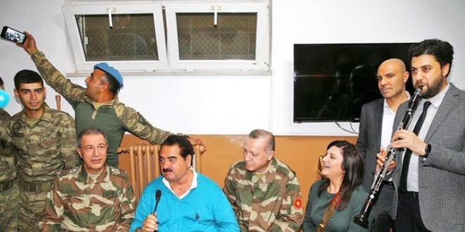 'Selfi çeken asker' insani bir tabloydu'