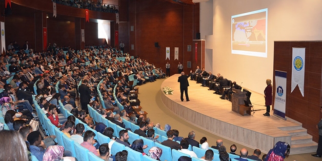 Güneydoğu'daki rektörler kardeşlik panelinde buluştu