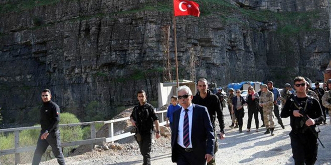 Hakkari- Çukurca karayoluna kontrol noktası kuruldu