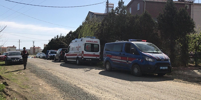 Tekirdağ'da anne ile iki oğlu evlerinde ölü bulundu