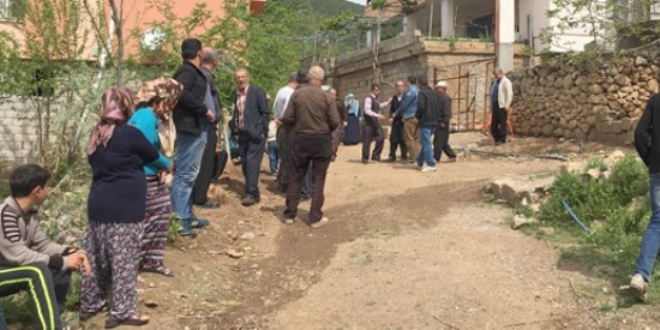 Şakalaştığı kuzenini av tüfeğiyle kazara vurdu