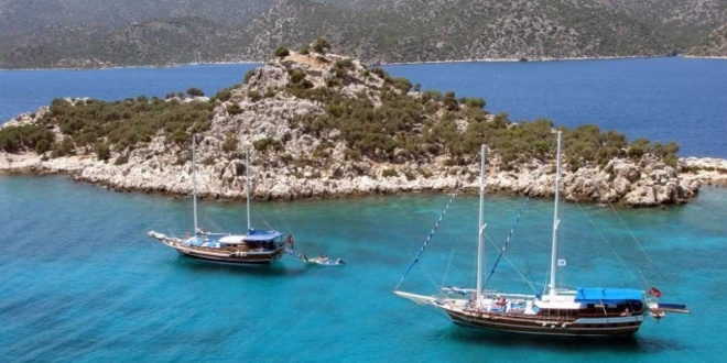 Kleopatra plajı her yıl 2 milyonu aşkın turist çekiyor