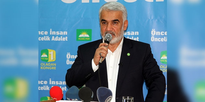 'Mahkemelerin siyasi tarafı olmamalı'