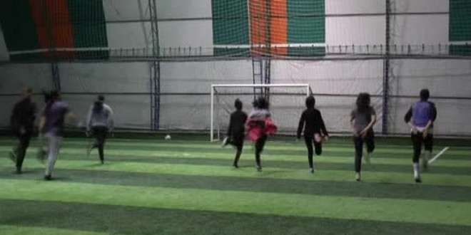 Şehit düştükleri halı sahada anıldılar