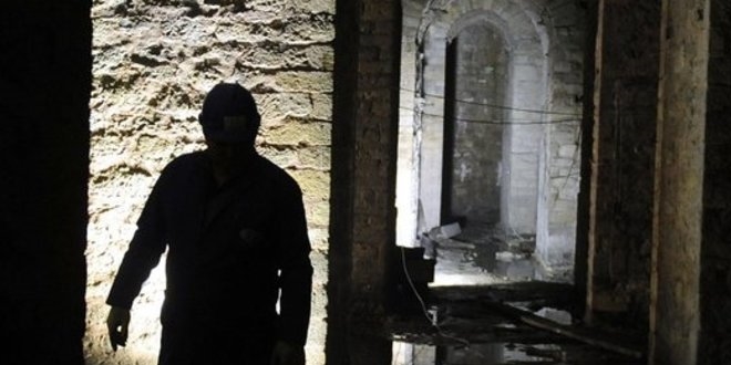 Nuruosmaniye Camii mahzeni ziyarete açıldı