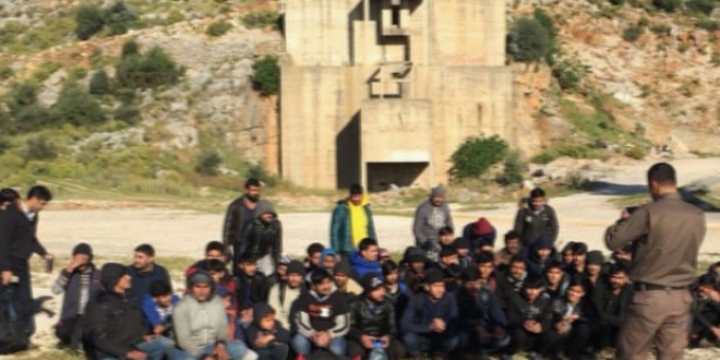 Türkiye'ye geçen Afgan sığınması sayısı 27 bine ulaştı