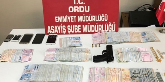 Ordu'daki fuhuş operasyonundan servet çıktı