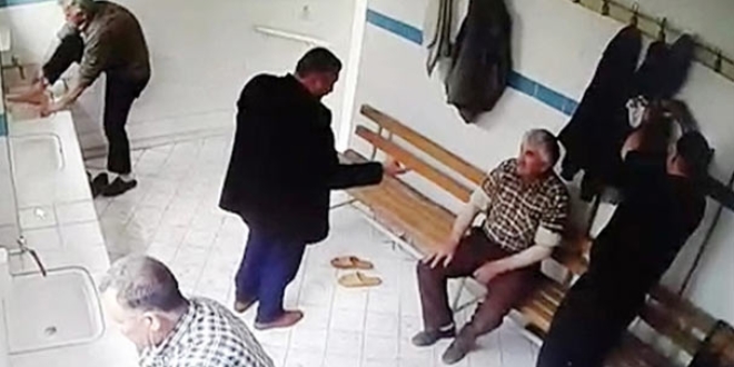 Pişman olup, çaldığı parayı iade etti