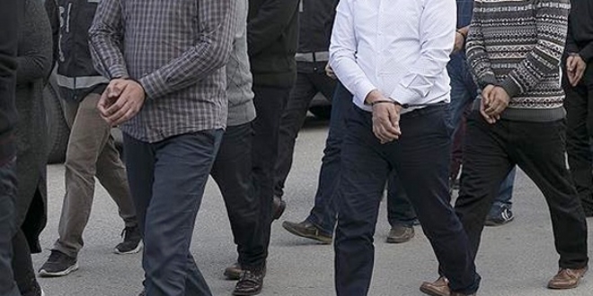Kayseri'de FETÖ operasyonu: 9 muvazzaf asker tutuklandı