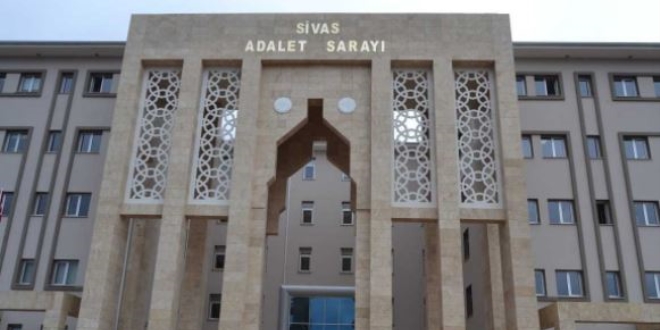 Sivas'taki FETÖ davasında 10 sanık tahliye edildi