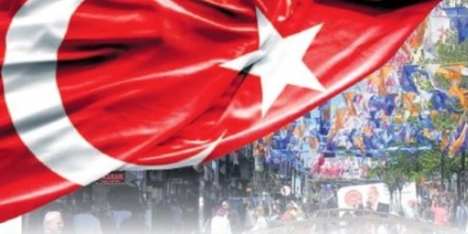 Bayrak üreticileri için erken seçim vardiyası