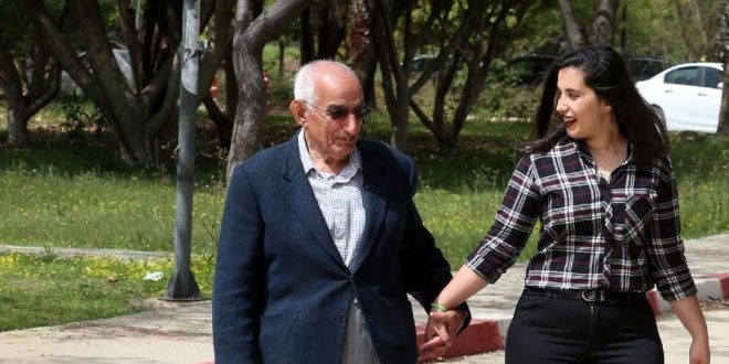 Anne- kız, dede- torun aynı üniversitede