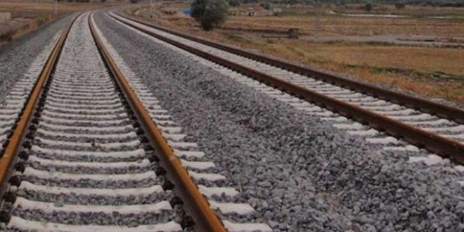 Demiryolu iki ilimizi birbirine bağlayacak