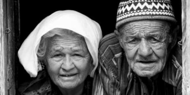 Türkiye'de 4 bin 990 kişi 100 yaşından büyük
