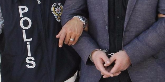 Balıkesir'de bir muvazzaf üsteğmen gözaltına alındı