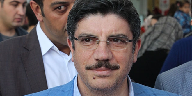 AK Parti'li Aktay: İki çıplak bir hamama yakışır