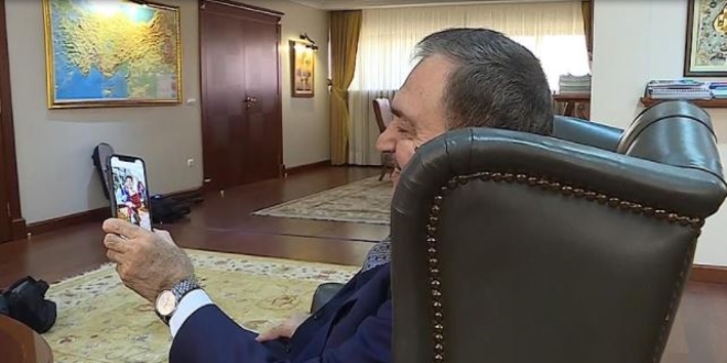 Veysel Eroğlu'nun enerjisi 'torunlardan'
