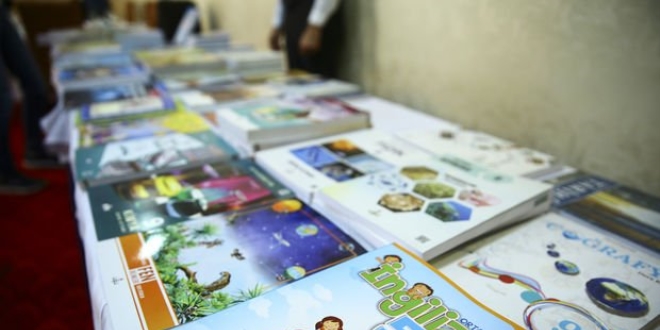 Ders kitapları incelip daha da sadeleşecek