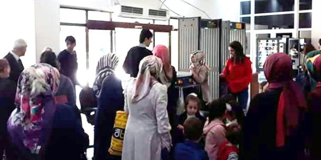 Rize'de tiyatro bileti ile dolandırıcılık