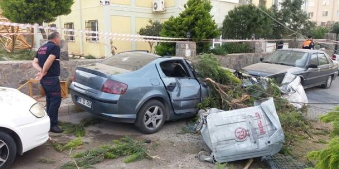 Yeni aldı, evinin önünde bu hale geldi!