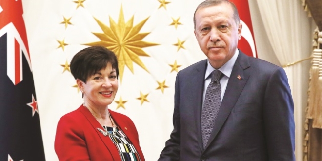 Mitinglere Londra molası